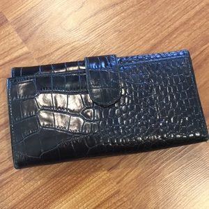 furla black wallet